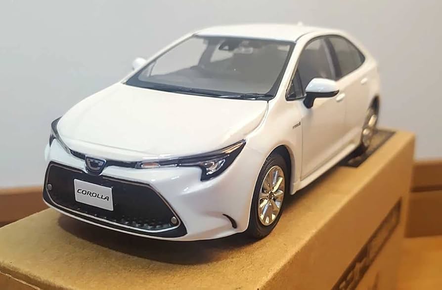 Amazon | ミニカー カローラセダン1/30 カラーサンプルミニカー