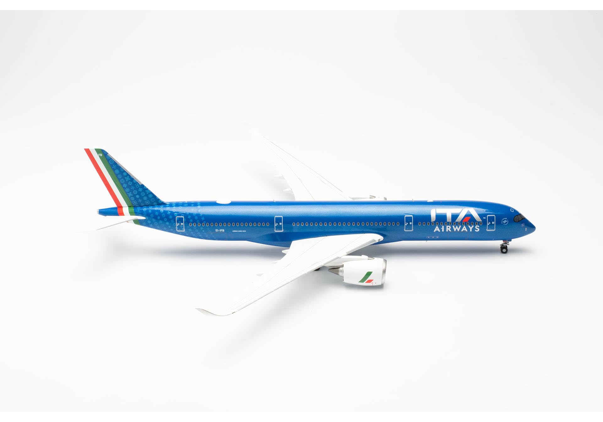 Amazon.co.jp: herpa 飛行機モデル ITA Airways Airbus A350-900 – EI