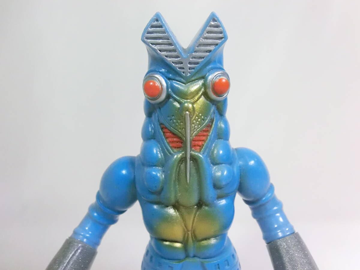 M1号 バルタン星人 未塗装 ソフビ フィギュア M1号 ウルトラマン