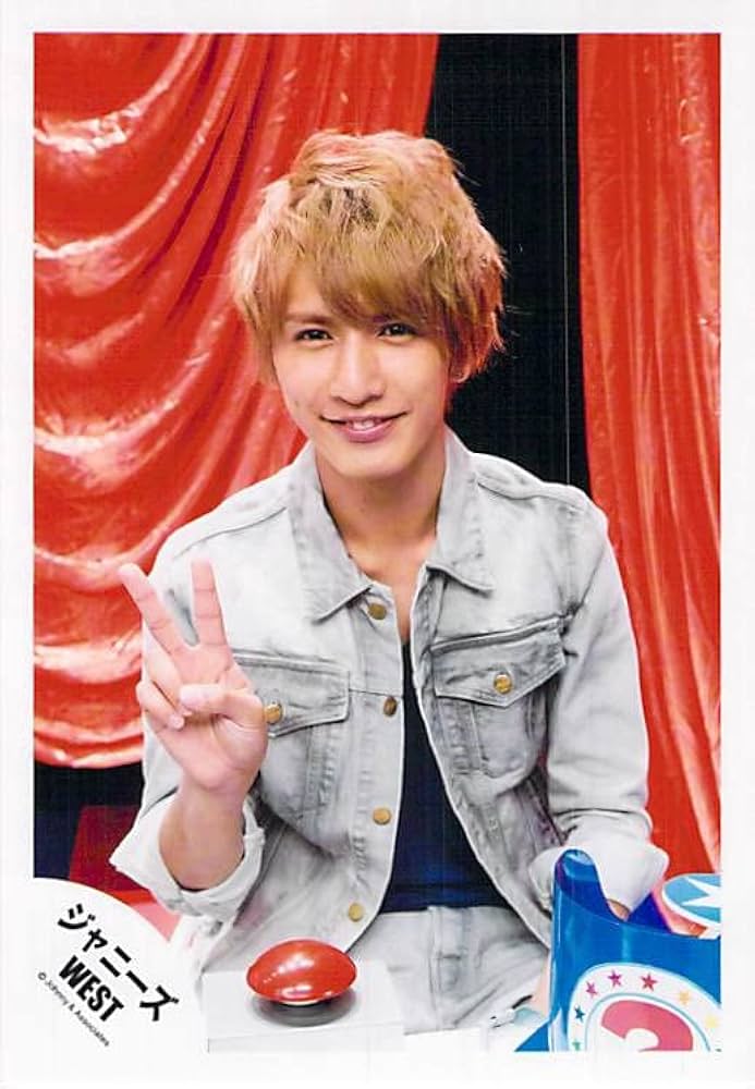 Amazon.co.jp: ジャニーズWEST 藤井流星 公式写真 写真 フォト