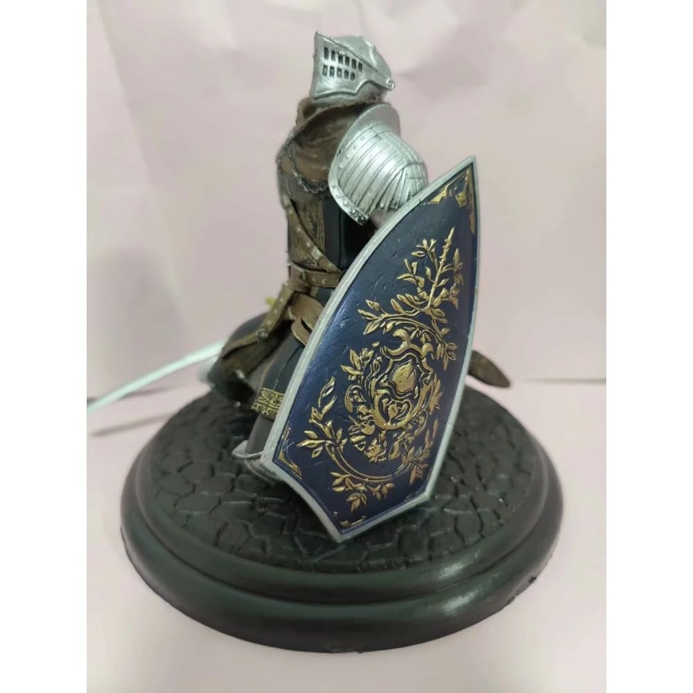 Amazon | ダークソウル アストラの上級騎士 全高約150mm PVC製 塗装