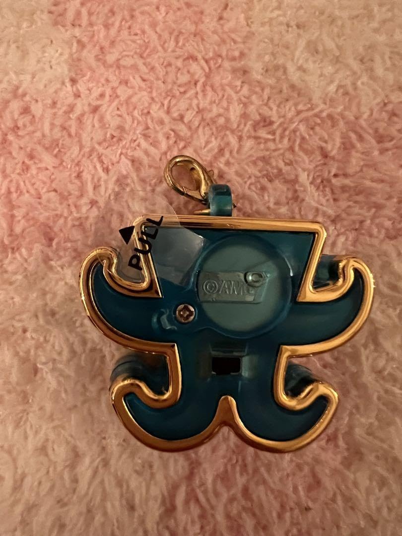 Amazon.co.jp: 浜崎あゆみAマーク光るチャームブルー青 グッズ