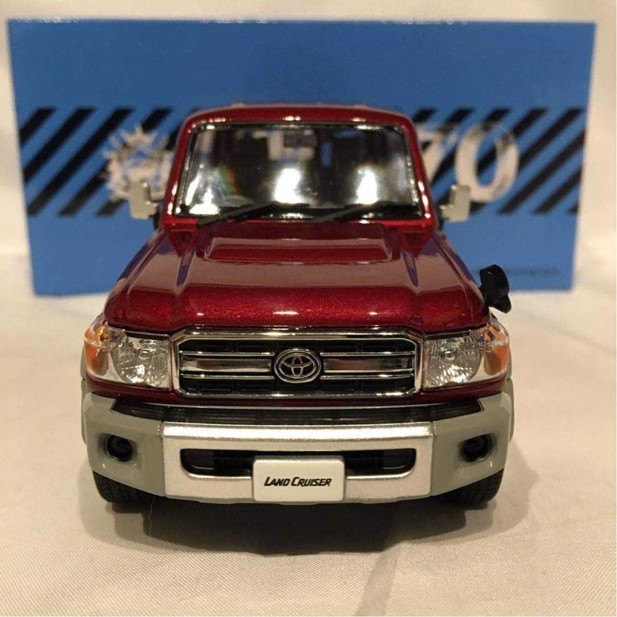 Amazon | 非売品 1/30 ミニカー ランドクルーザー70 カラーサンプル
