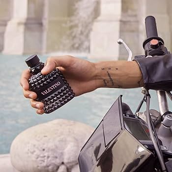 Amazon.com : Valentino Uomo Born in Roma 2-Piece Travel Gift Set