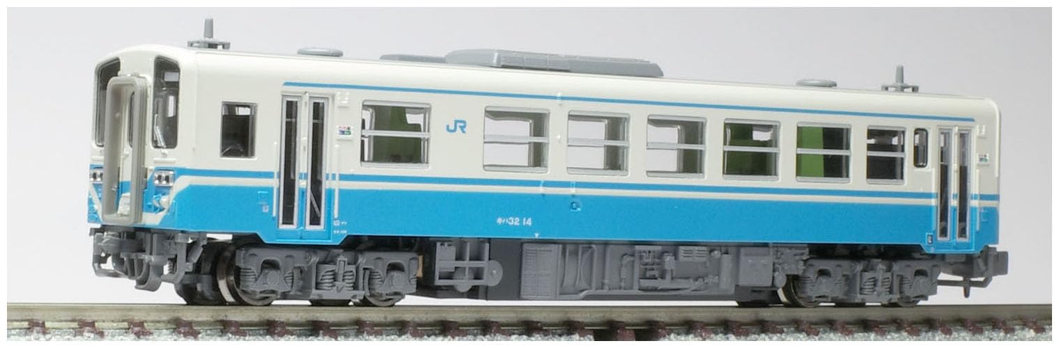 Amazon | マイクロエース Nゲージ キハ32 新塗装スカート付 角型ライト