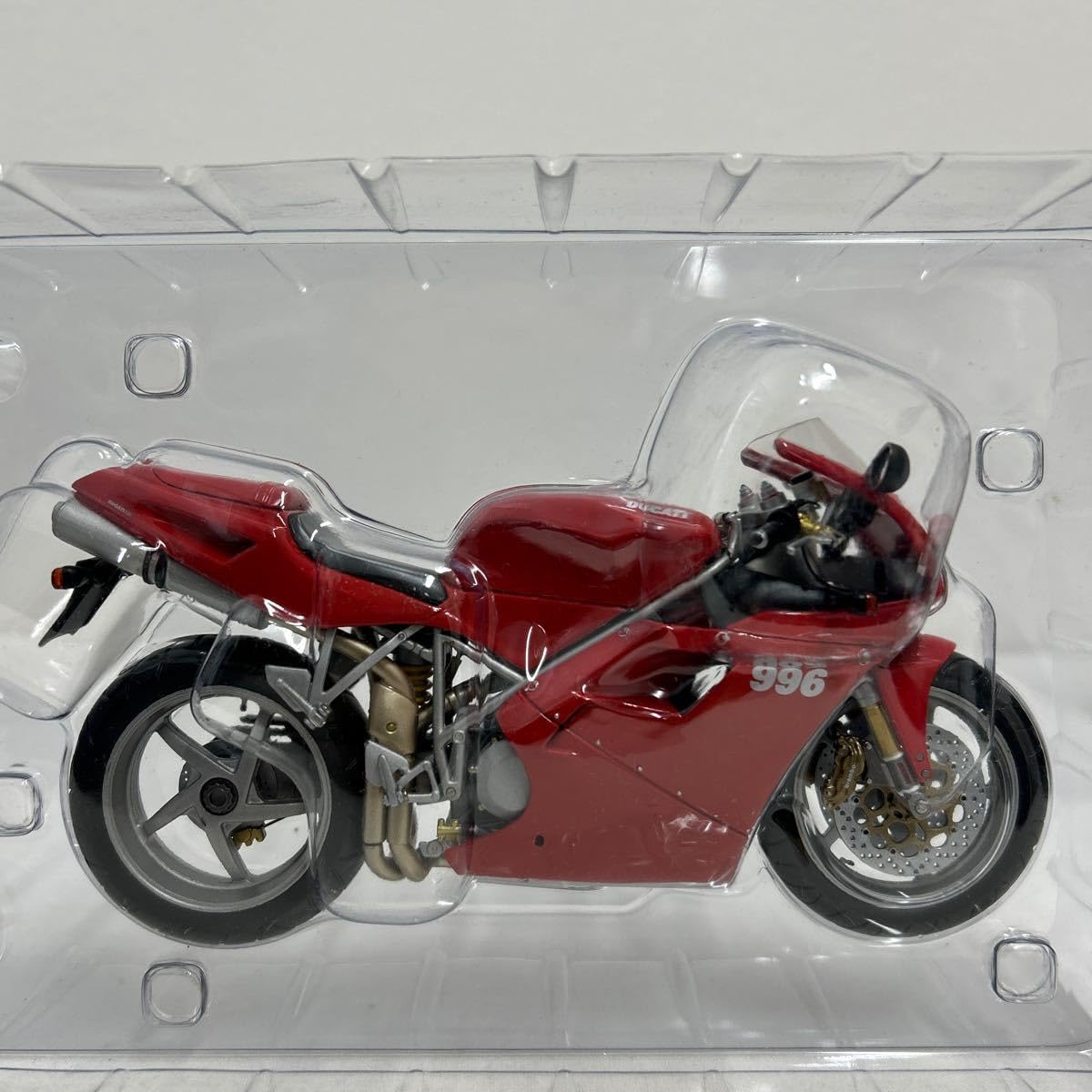 Amazon | MINICHAMPS 1/12 DUCATI 996 Street Version Red PMA