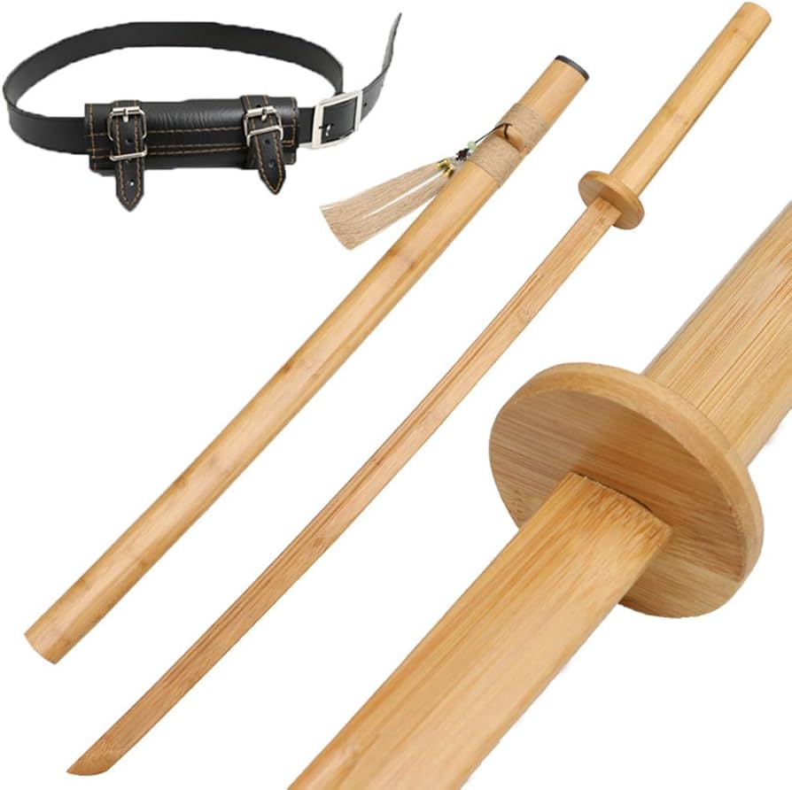 Amazon.co.jp: 竹刀 剣道 居合道 剣術 練習 舞台道具 木刀 模造刀