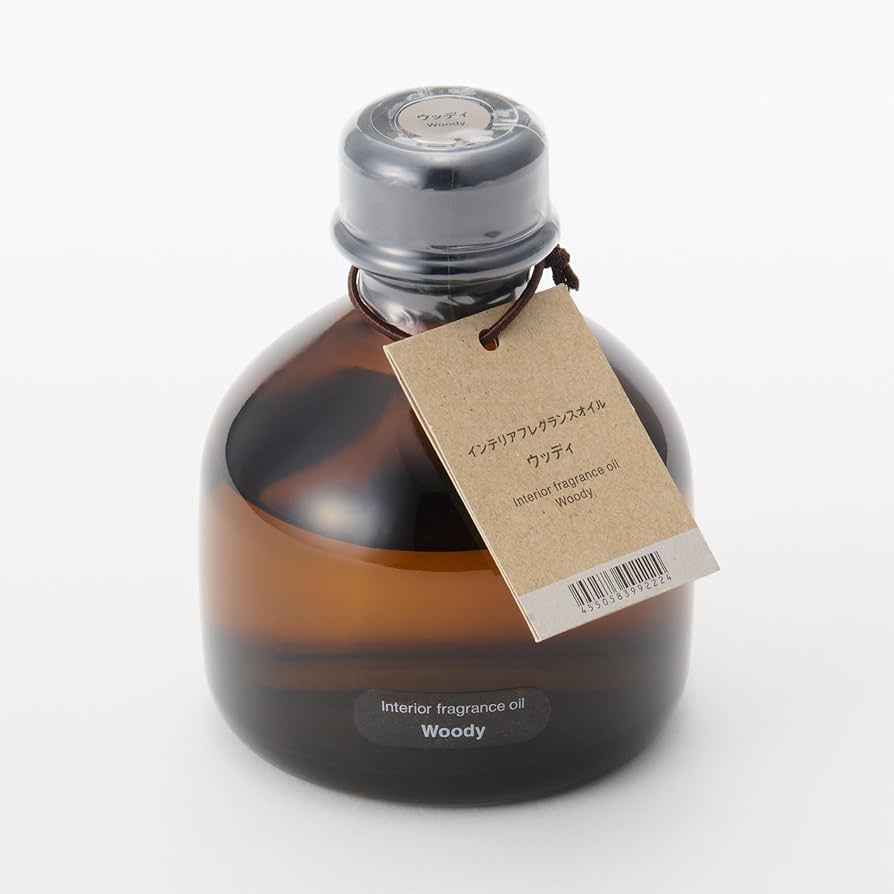 Amazon.co.jp: 無印良品 インテリアフレグランスオイル ウッディ 200mL