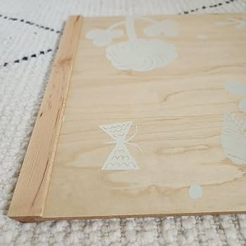 Amazon｜鹿児島睦 天然木 トレイ お盆 花柄 メープル｜トレイ・盆