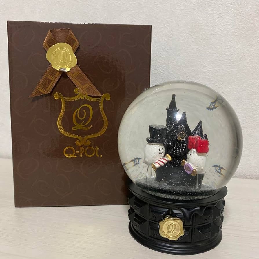 Amazon.co.jp: Q-pot. スノードーム おばけちゃん : おもちゃ
