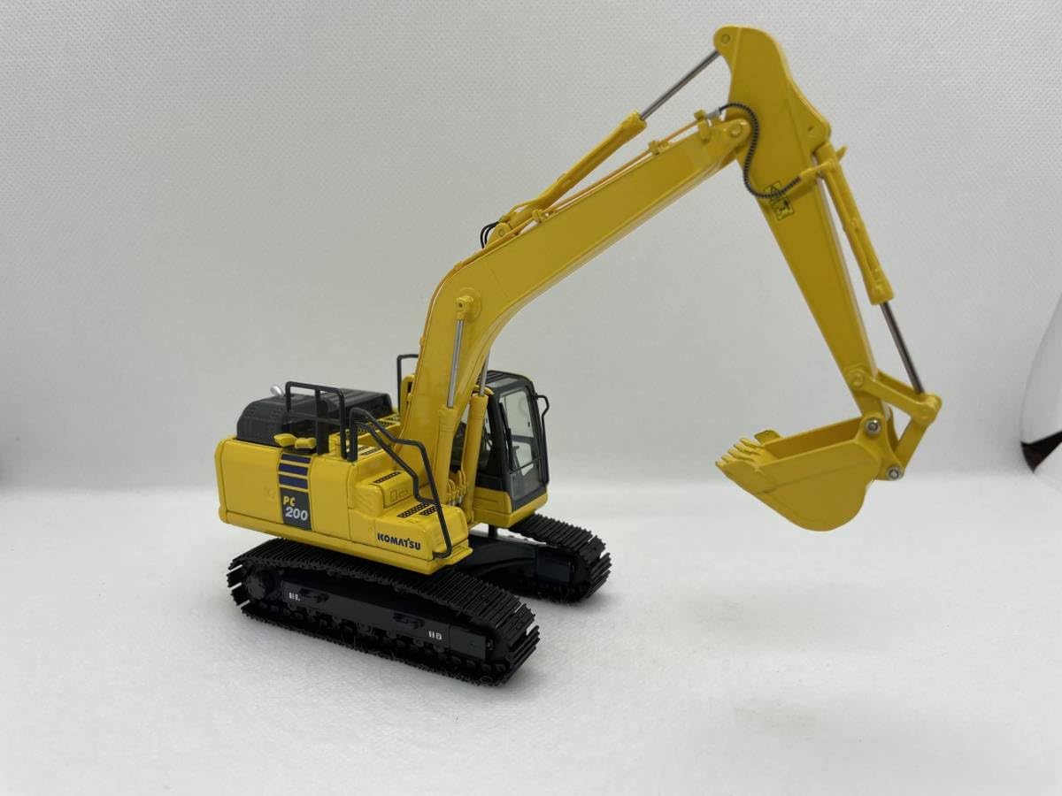 Amazon | コマツ特注 1/50 コマツ ショベルカー KOMATSU PC200-11