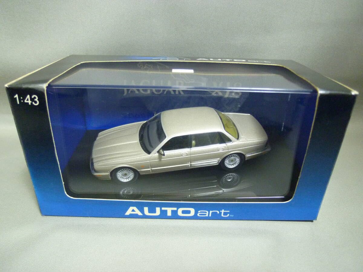 Amazon | Aa 1/43 ジャガー XJ8 ゴールド JAGUAR オートアート AUTOart