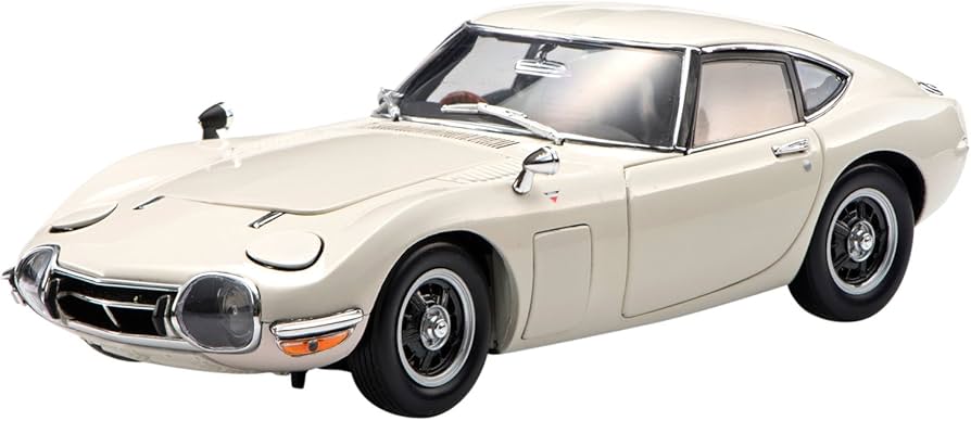 Amazon | エブロ 1/24 TOYOTA 2000GT ホワイト 完成品 | ミニカー