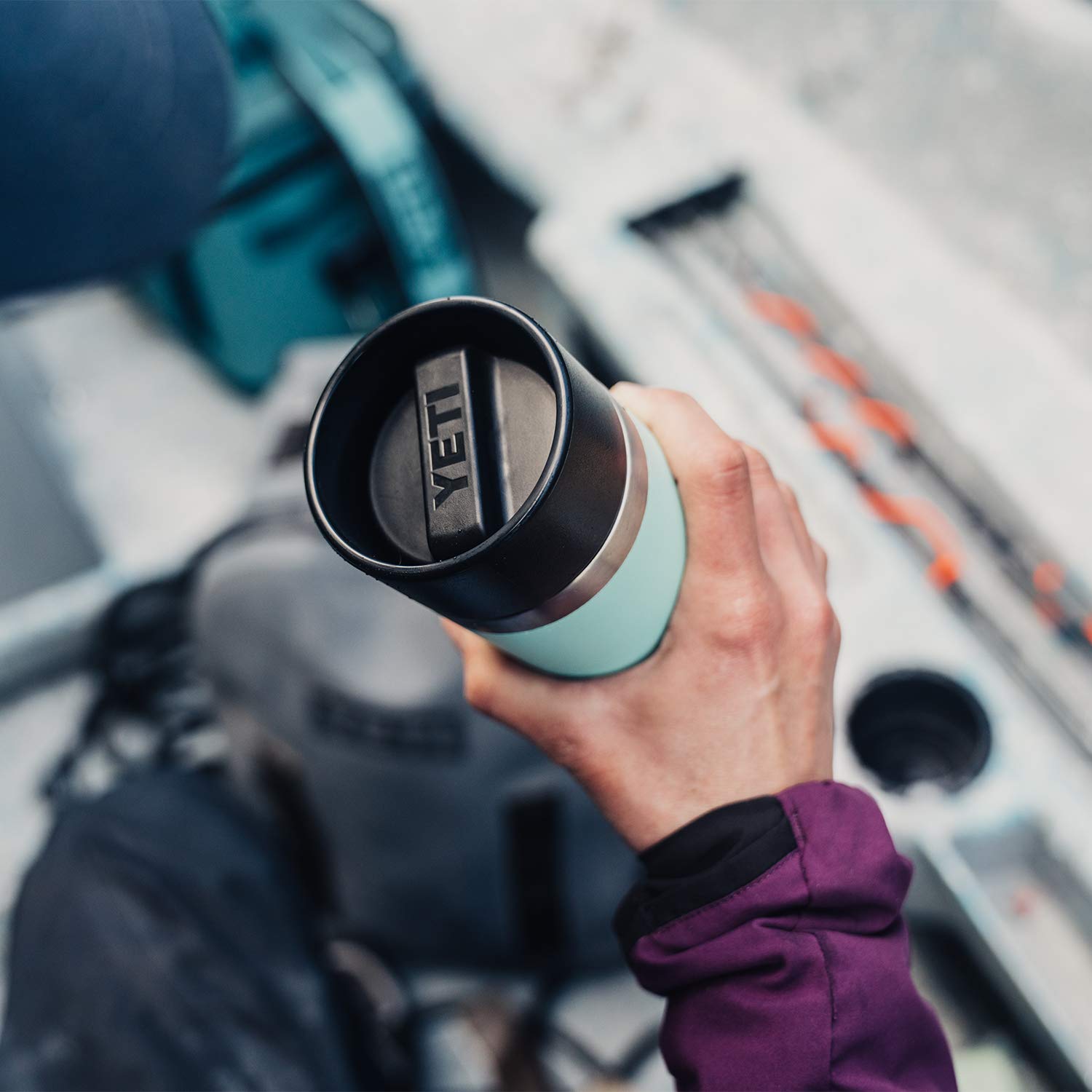 Amazon | YETI ランブラー ボトル ホットショットキャップ