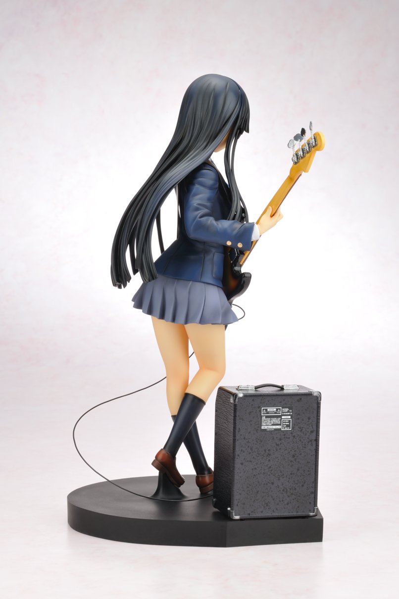 Amazon.co.jp: けいおん! 秋山澪 (1/6スケールPVC塗装済み完成品) : ホビー