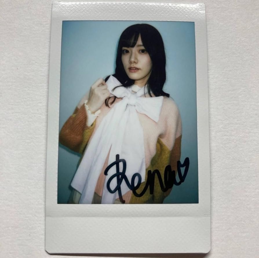 Amazon.co.jp: 宮下玲奈 直筆サイン入り チェキ : おもちゃ