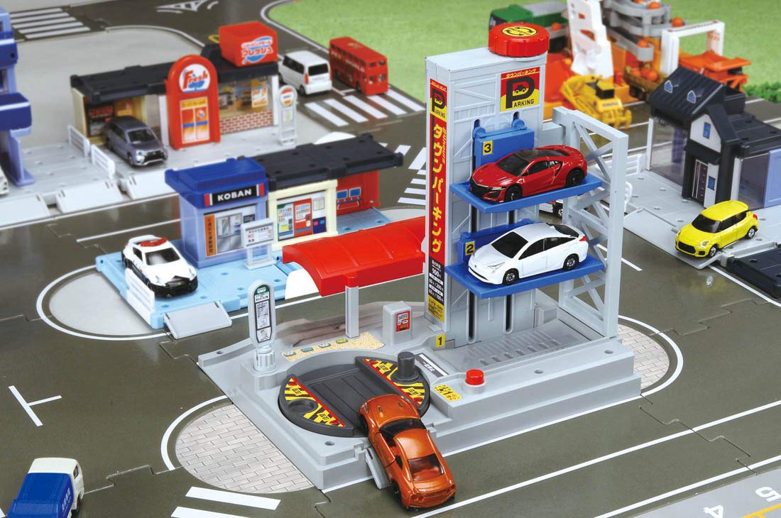 Amazon.co.jp: トミカ まちがうごくよ!立体駐車場 : おもちゃ