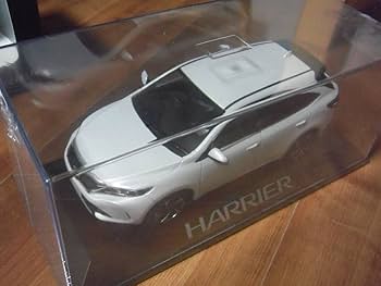 Amazon | トヨタ ハリアー ハリヤー ミニカー 1/30 カラーサンプル 白