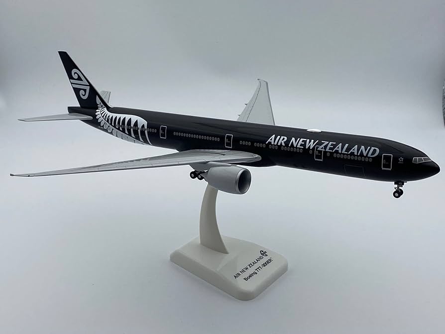 Amazon | HOGAN ホーガンウイングス 1/200 ボーイング 777-300ER