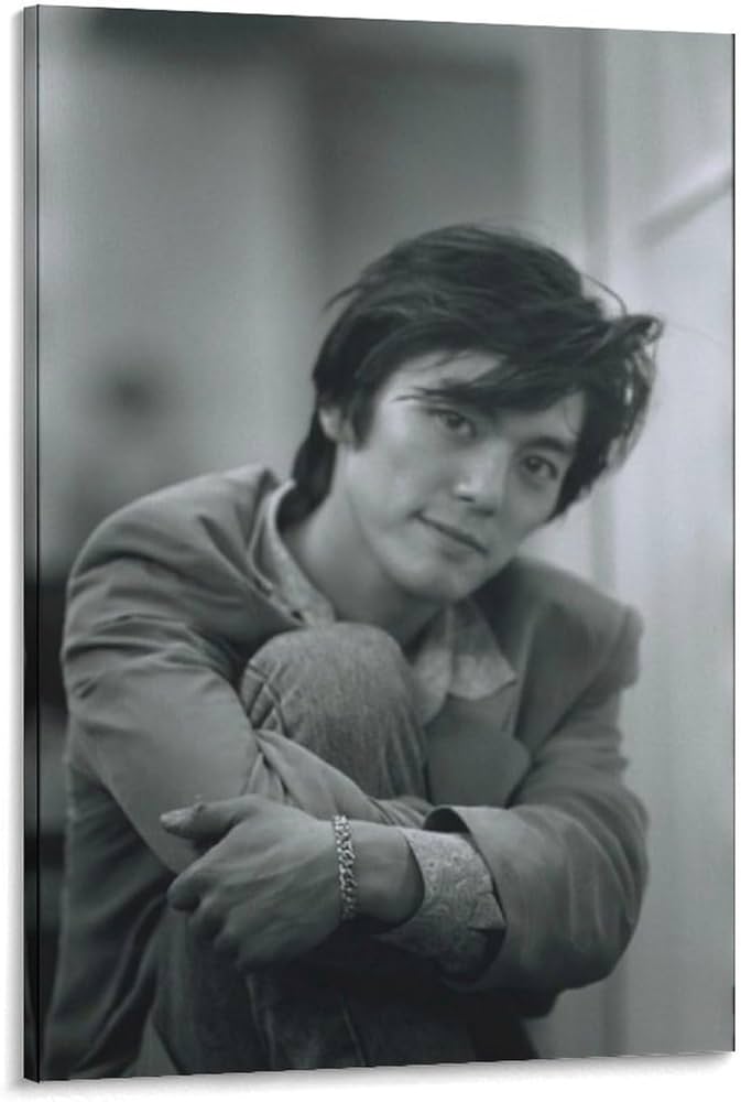 Amazon.co.jp: 尾崎豊おざきゆうたか日本歌手芸術ポスター 16 壁飾り