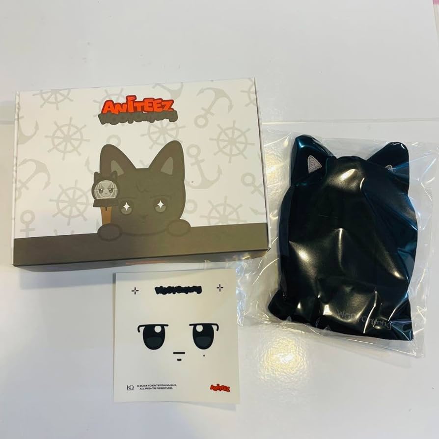 Amazon.co.jp: 公式 ateez aniteez md ウヨン ペンライトカバー : おもちゃ