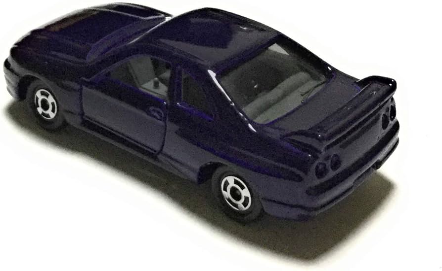 Amazon | トミカ 20 日産スカイライン GT-R (R33) | ミニカー・ダイ