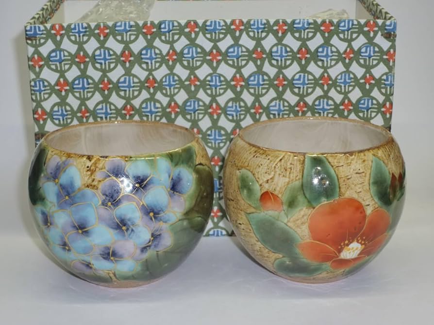 Amazon | 京焼 陶あん 玉湯呑 紫陽花 椿 | ノーブランド品 | 湯呑み