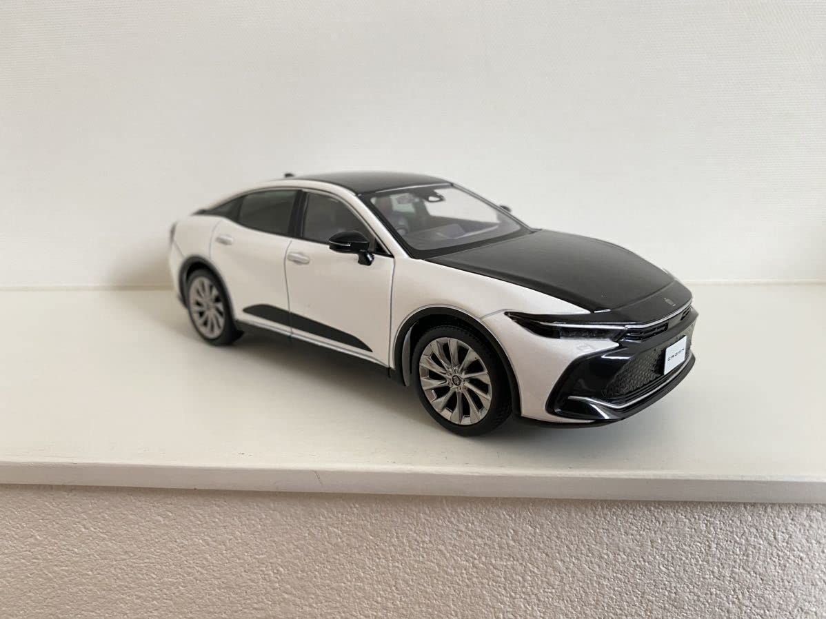 Amazon | トヨタ 新型 クラウン クロスオーバー ミニカー 130 2XW