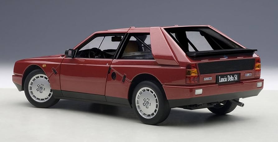 Amazon.co.jp: AUTOart 1/18 ランチア デルタ S4 ストラダーレ (レッド