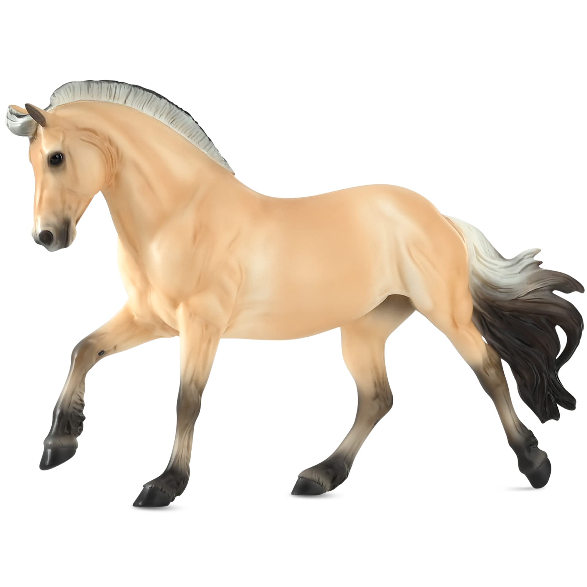 Amazon.com: Breyer Horses Traditional Series Sweetwater's Zorah