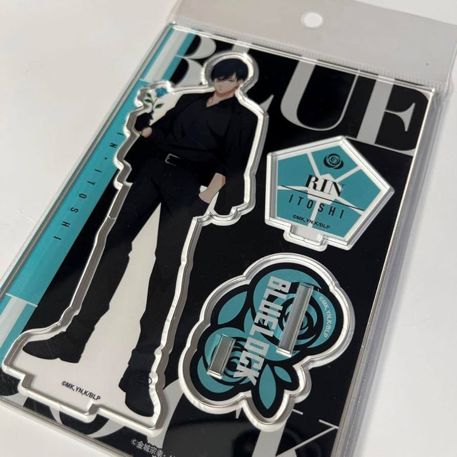 Amazon.co.jp: ブルーロックTSUTAYA 黒スーツ アクリルスタンド 限定