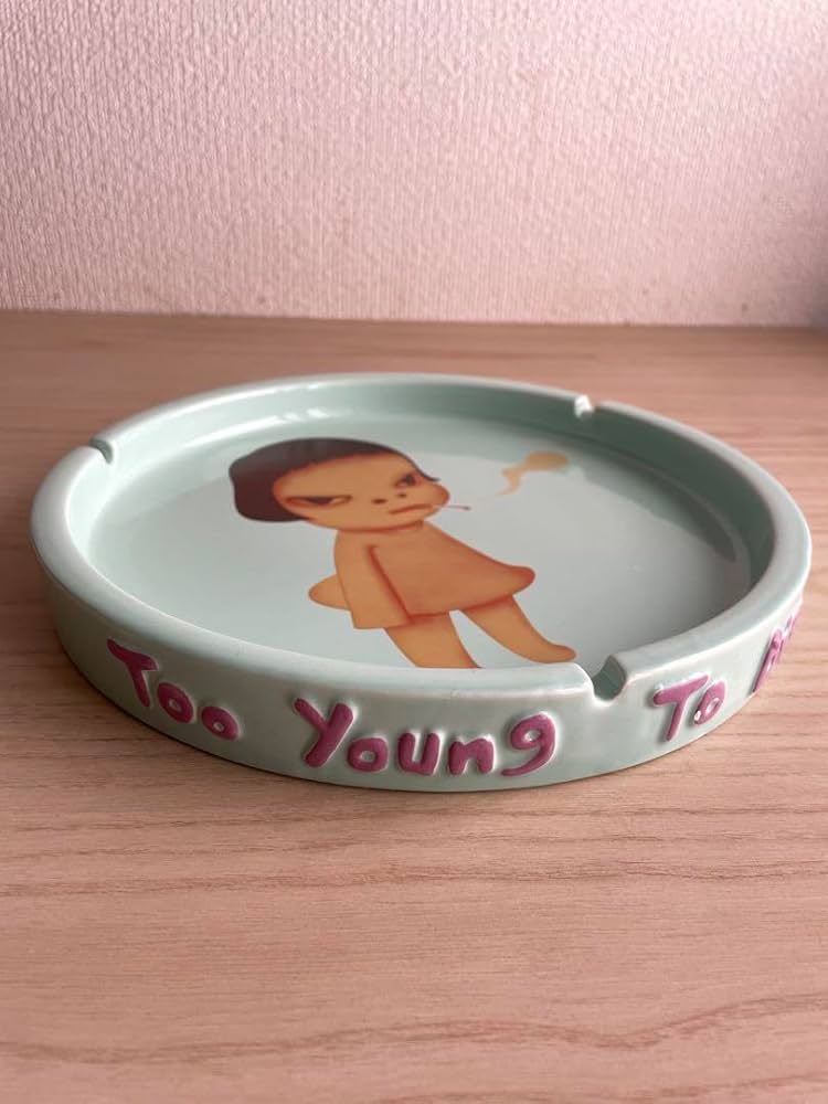 Amazon.co.jp: 奈良美智 灰皿 DISH (Too Young To Die) Ashtray : ホビー