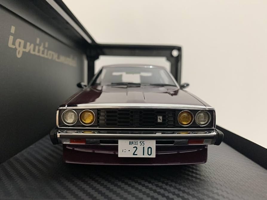 Amazon | イグニッションモデル 1/18 Nissan Skyline ジャパン 2000 GT