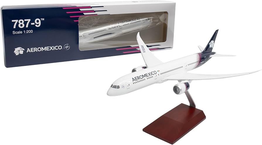 Amazon.com: Daron Skymarks Aeroméxico 787-9 1/200 Collectible