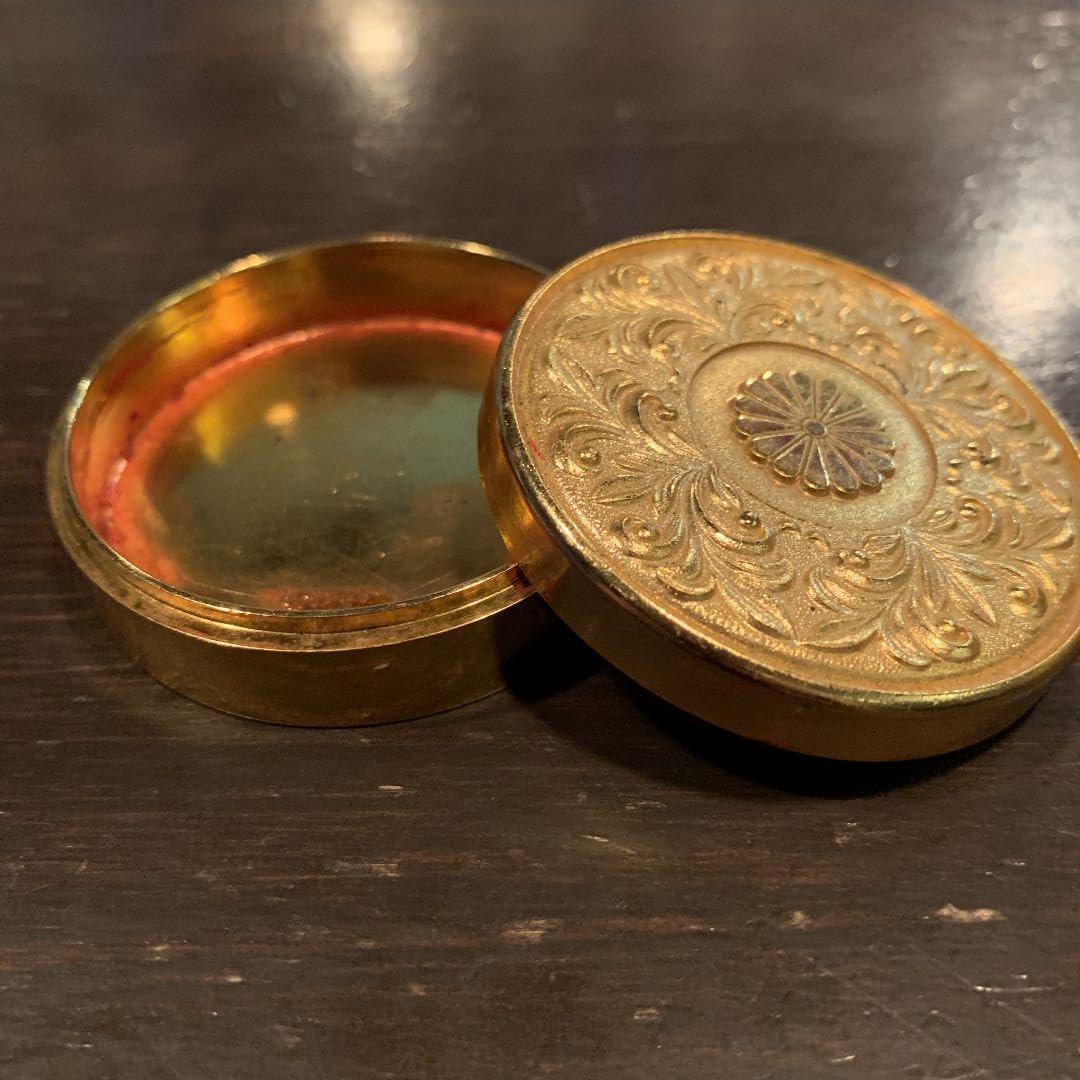 Amazon.co.jp: 古い 骨董 朱肉入れケース 小24K GP金ゴールド 菊の御紋