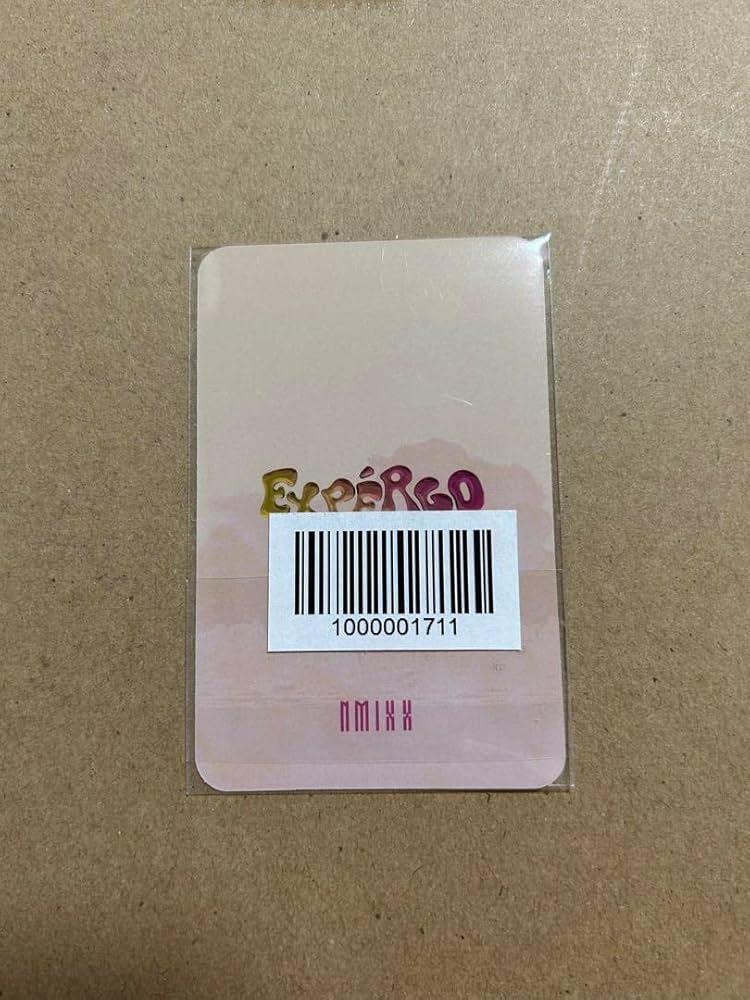 Amazon.co.jp: NMIXX エンミックス グッズ へウォン トレカ : おもちゃ