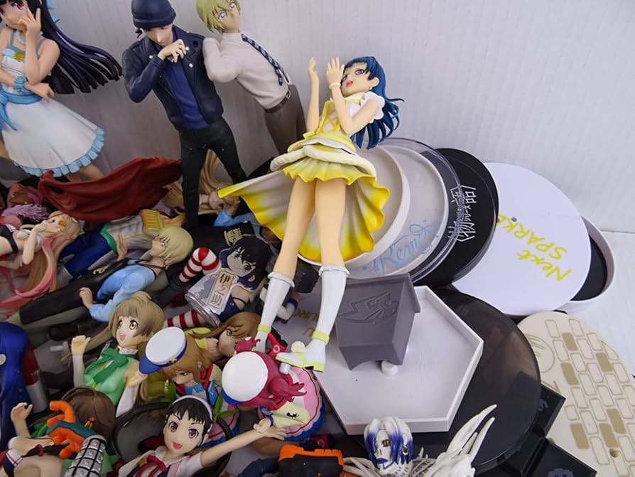 ジャンク フィギュア まとめ売り 約94体前後 プライズ ソフビ - メルカリ