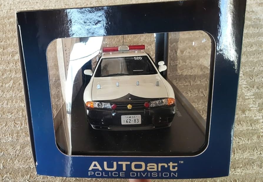 日産 スカイライン GT-R32 パトカー オートアート 訳あり 日産