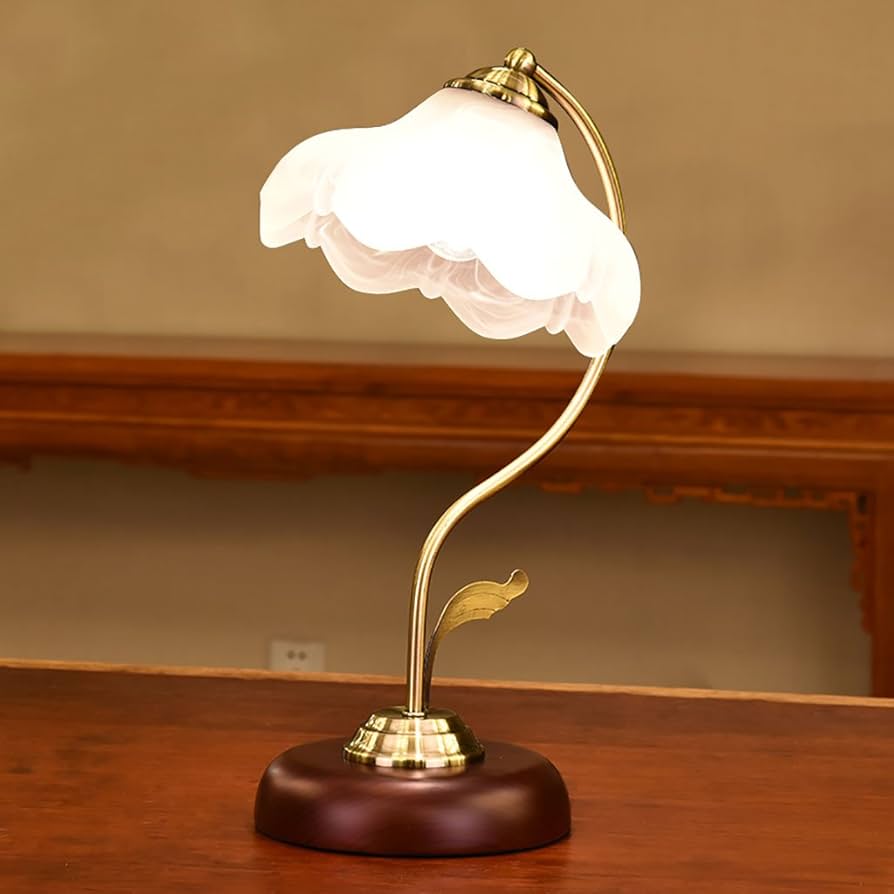 Amazon | Lanna Shop- クラシックレトロテーブルランプ - 花形ガラス