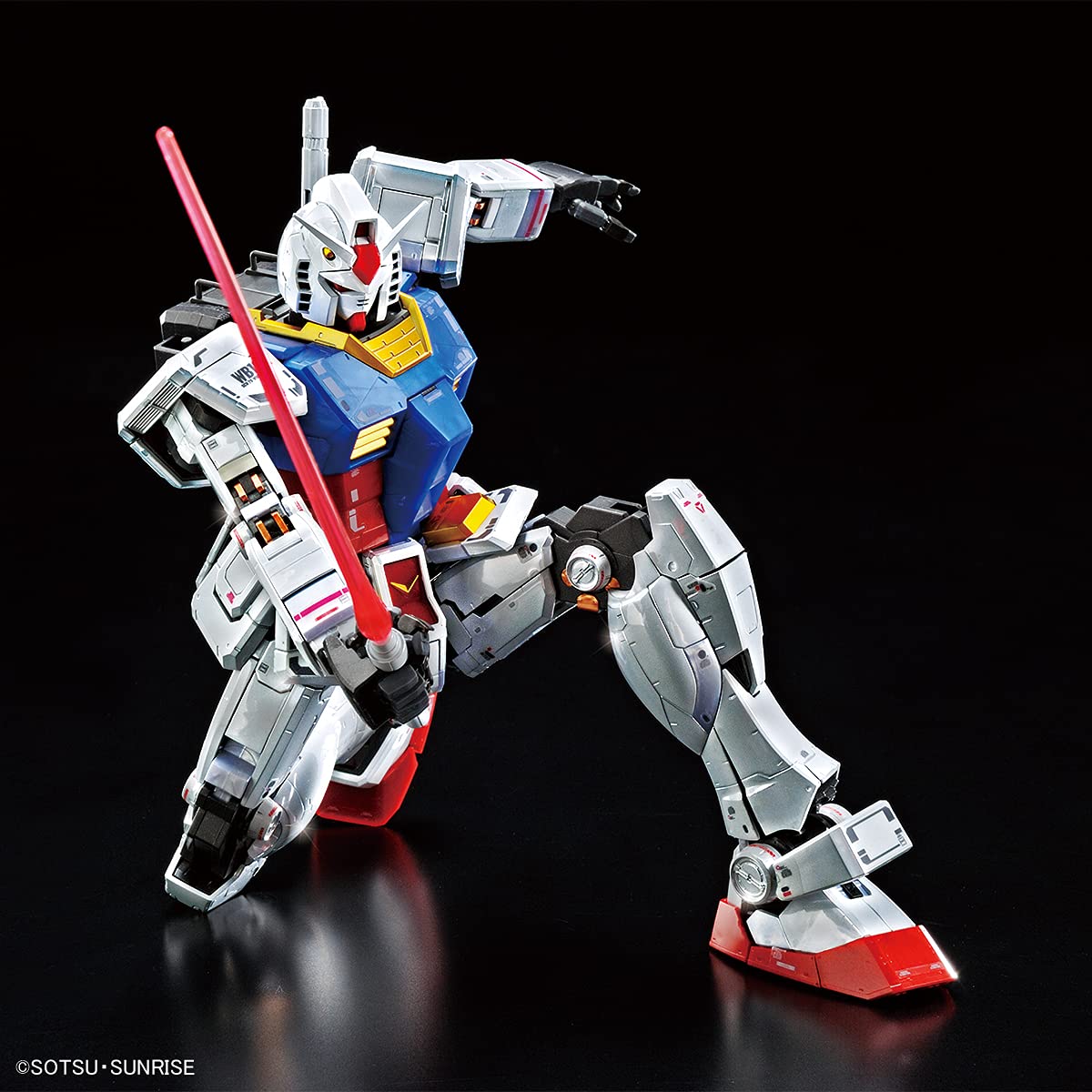 Amazon.com: MG 1/100 RX-78-2 Gundam Ver.3.0 [Titanium Finish