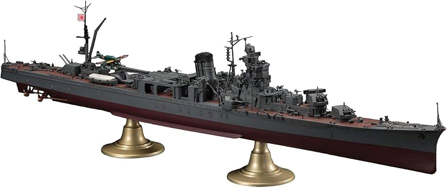 Amazon | ハセガワ 1/350 日本海軍 軽巡洋艦 矢矧 天一号作戦