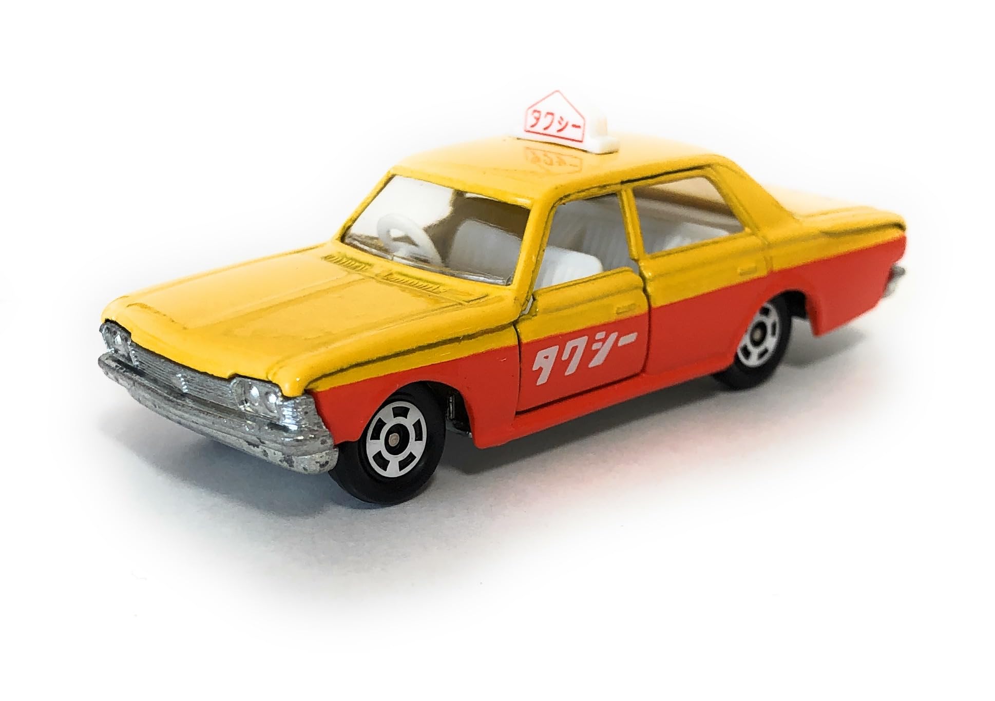 Amazon.co.jp: トミカ 30周年記念 復刻黒箱トミカ 28 クラウンタクシー