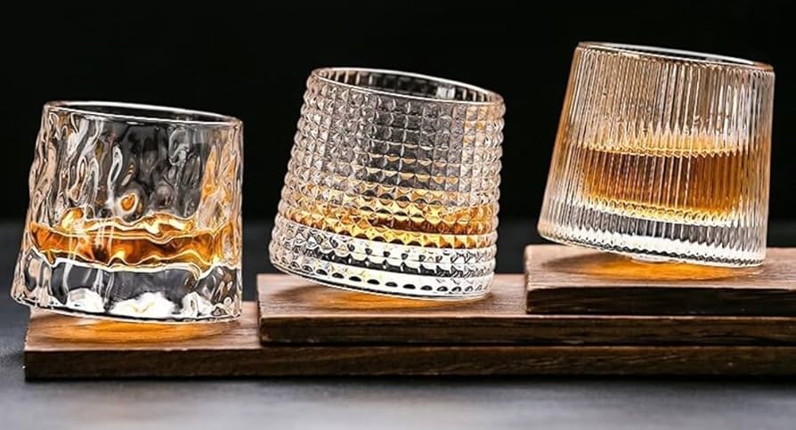 Amazon | 【3個】ウィスキーグラス 360°回転底 ロックグラス 酒グラス