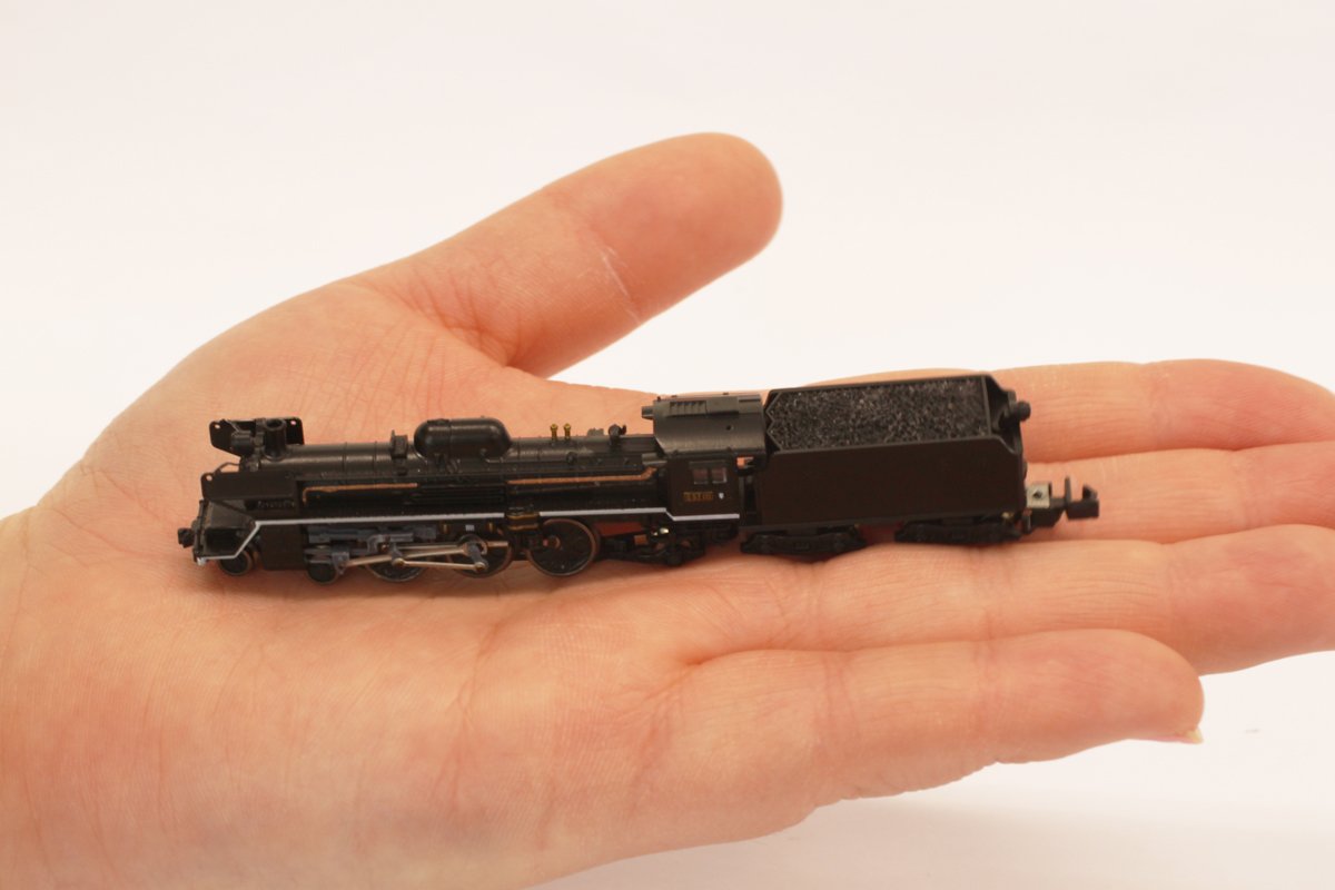 Amazon | ロクハン(Rokuhan) Zゲージ T027-2 国鉄C57形 蒸気機関車 111