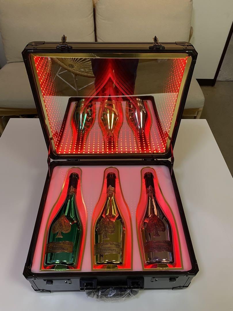 Amazon.co.jp: アルマンドアタッシュケース シャンパン LED 3本収納