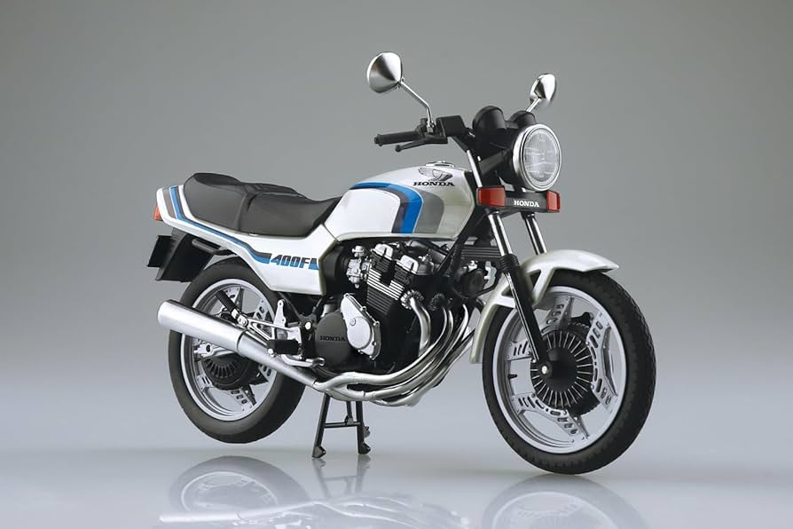 Amazon.co.jp: 青島文化教材社(AOSHIMA) 1/12 完成品バイク Honda