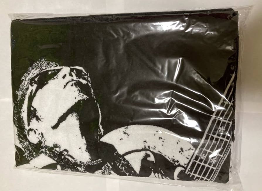 Amazon.co.jp: 長渕剛 REBORN 2022 with THE BAND (メインビジュアル