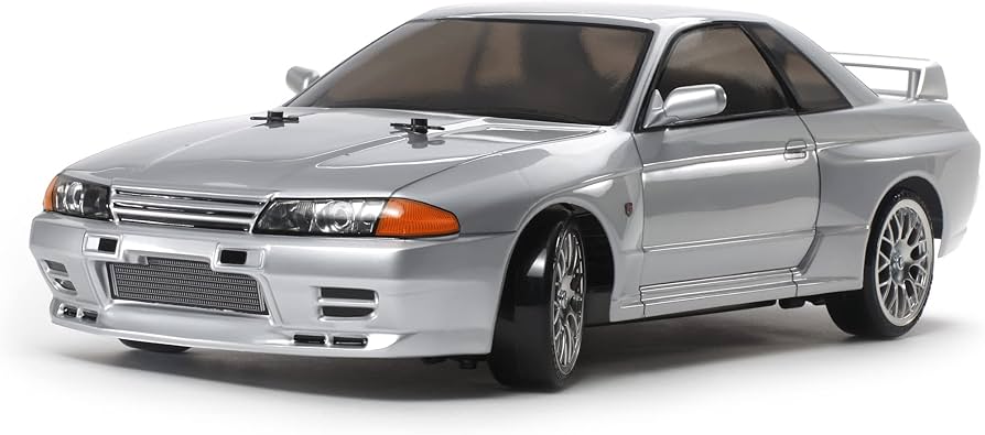Amazon.com: Tamiya 58651 RC Nissan Skyline GT-R (R32) TT02D Drift