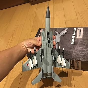 Amazon | HOBBY MASTER(ホビーマスター) 1/72 MiG-25フォックスバット