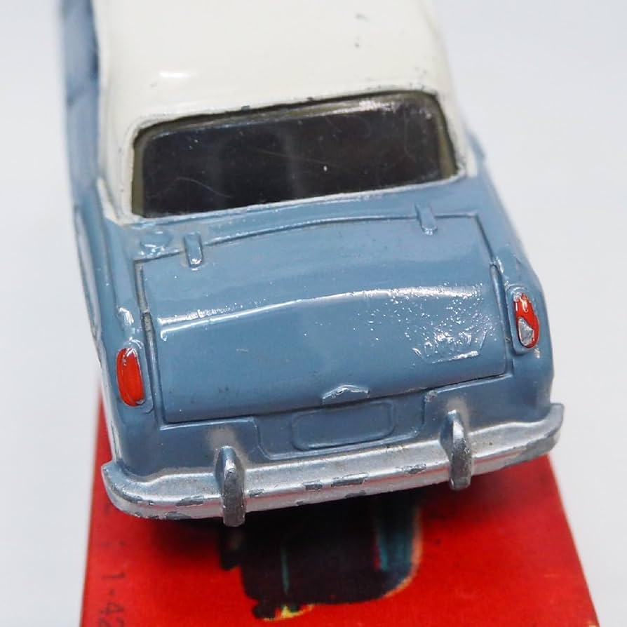 Amazon.co.jp: モデルペットNo.5【DATSUN BLUEBIRD ダットサン ブルー